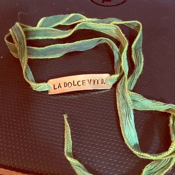 Boho La Dolce Vita Ribbon Wrap Bracelet - Picture 1 of 2